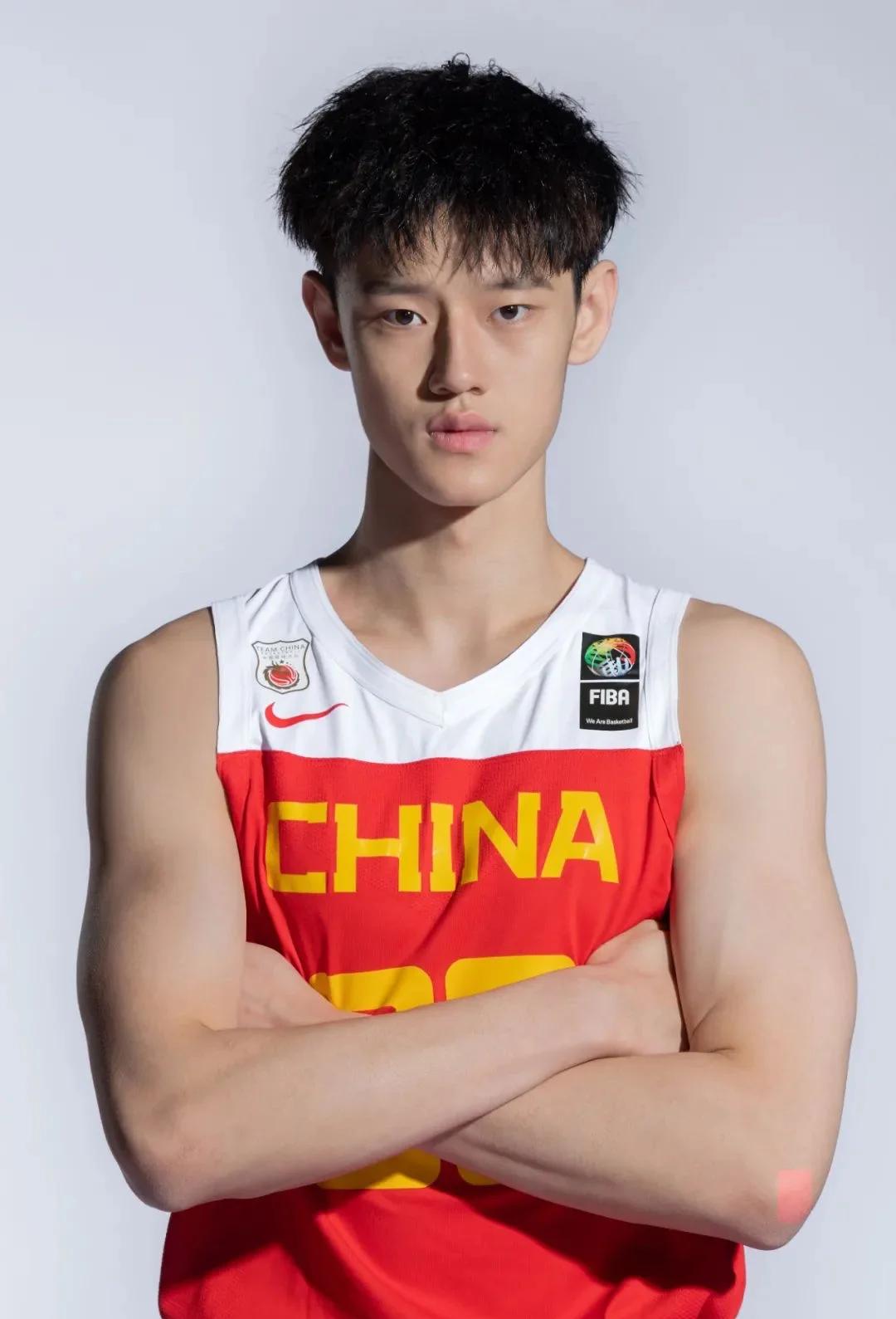 日本男篮轻取奇才，利拉德制霸全场