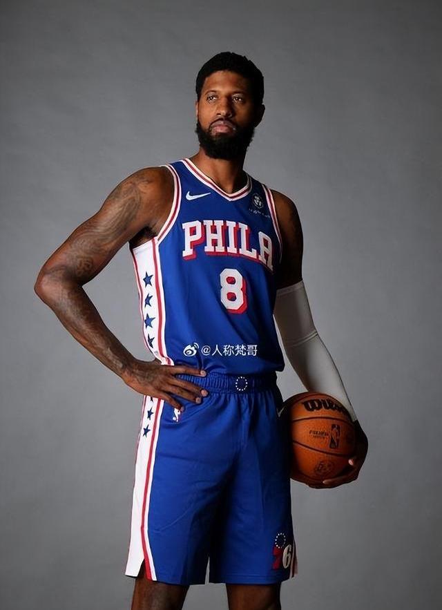 独行侠轻取意大利男篮,乔治·希尔高光表现 独行侠轻取意大利男篮,乔治·希尔高光表现