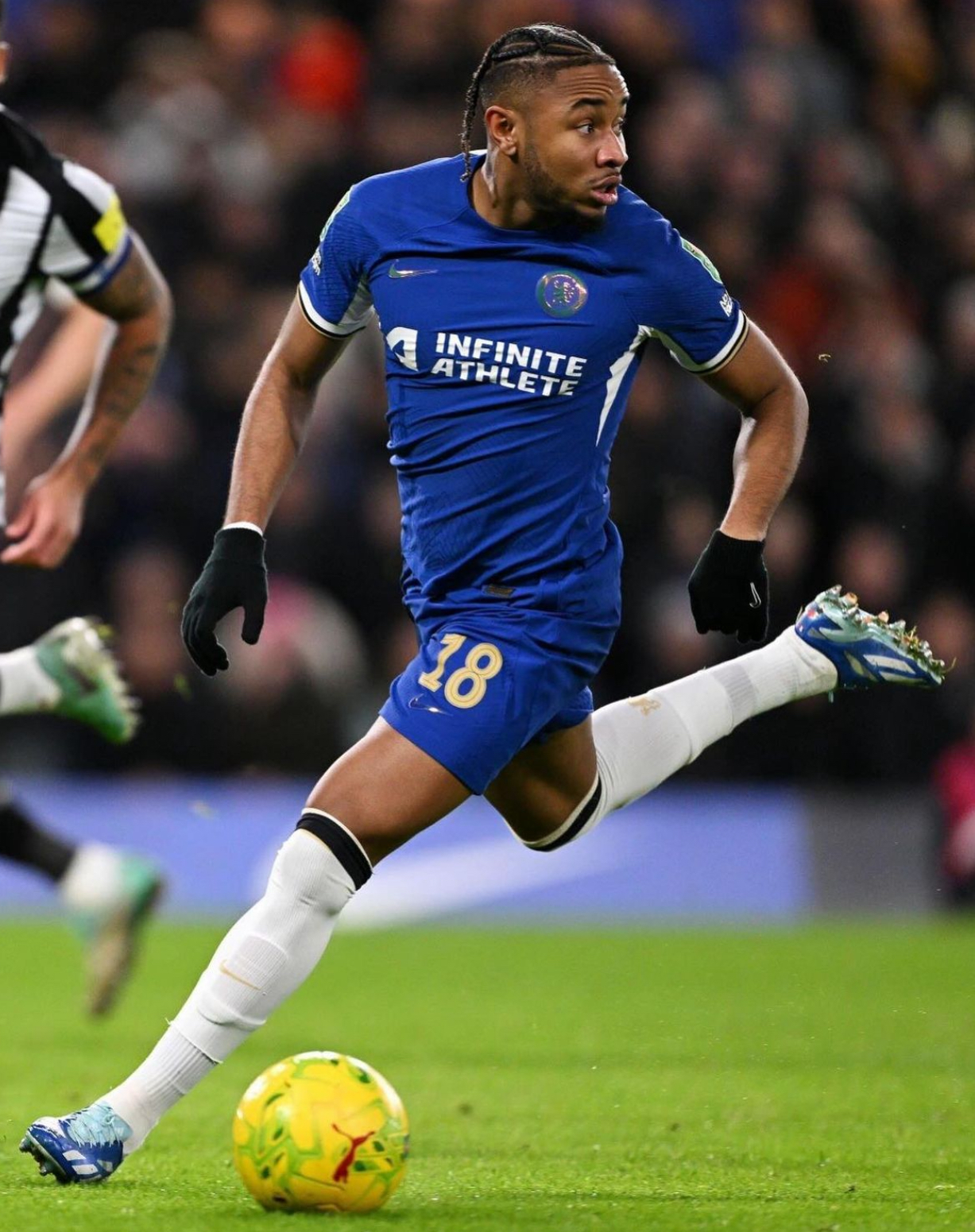 关于美国强势瑞士，恩昆库打破历史纪录的信息