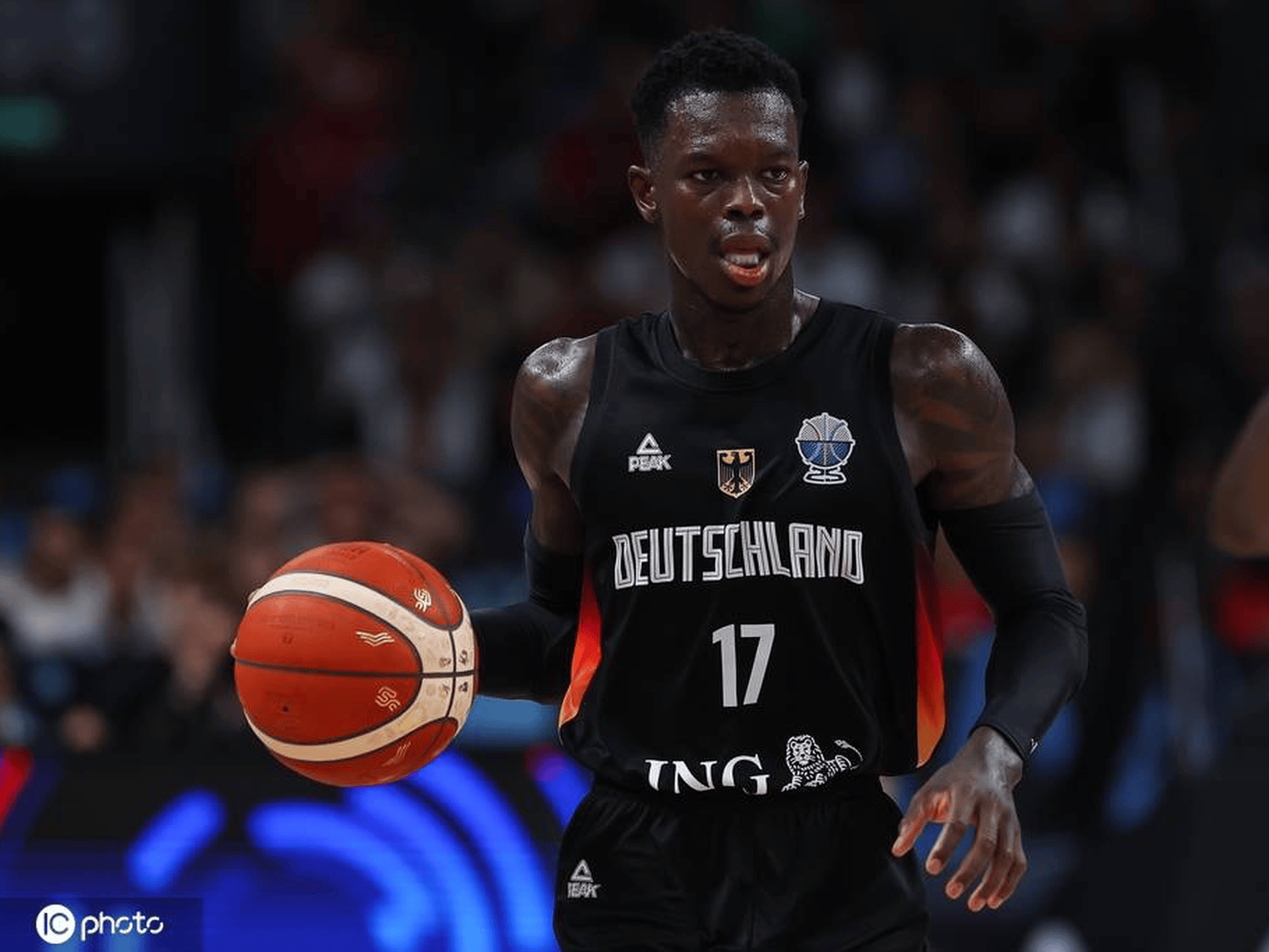 土耳其男篮碾压德国男篮，欧文高光表现