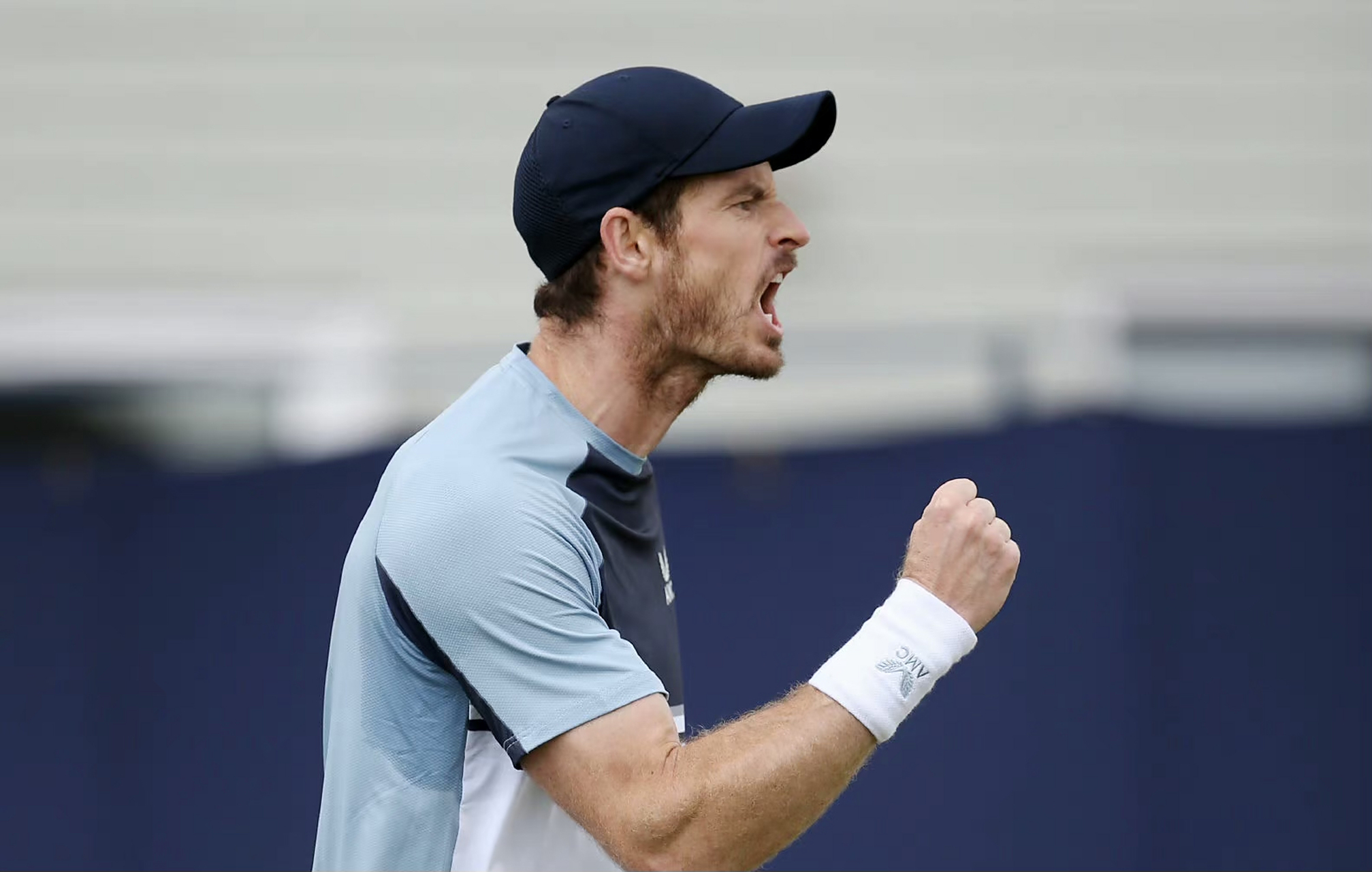 关于西班牙网球队力克法国网球队，穆雷统治全场的信息