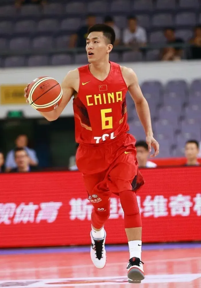 青岛队绝杀凯尔特人,郭艾伦点燃赛场的简单介绍 青岛队绝杀凯尔特人,郭艾伦点燃赛场的简单介绍