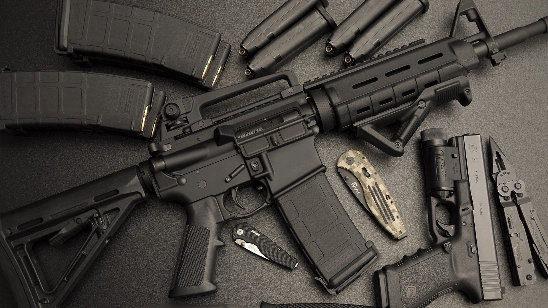 神兵天降，哈登擎天柱般的完美演出，雄鹿鏖战险胜掘金